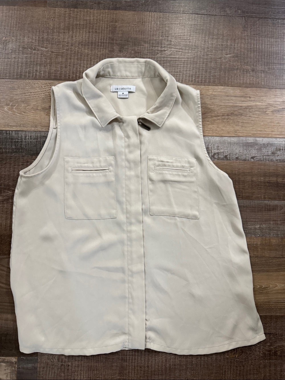 Liz Claiborne Cream Sleeveless Collared Utility Blouse